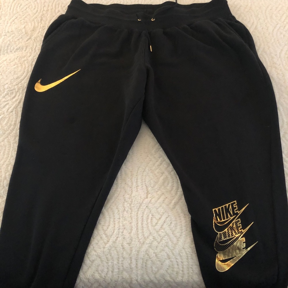 Nike PLUS 3x sweatpants